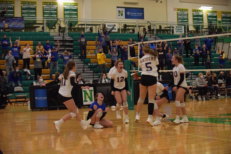 RussiaVball's tweet image. Team 48
Coach Aaron Watkins

#1Vision #Team50