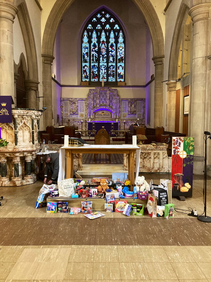 Lovely to be @ChristChurchWD @DioManchester for the Advent Sunday Eucharist. Prayers for the ministry & mission of Christ Church & St Christopher’s. Maranatha, come Lord Jesus.