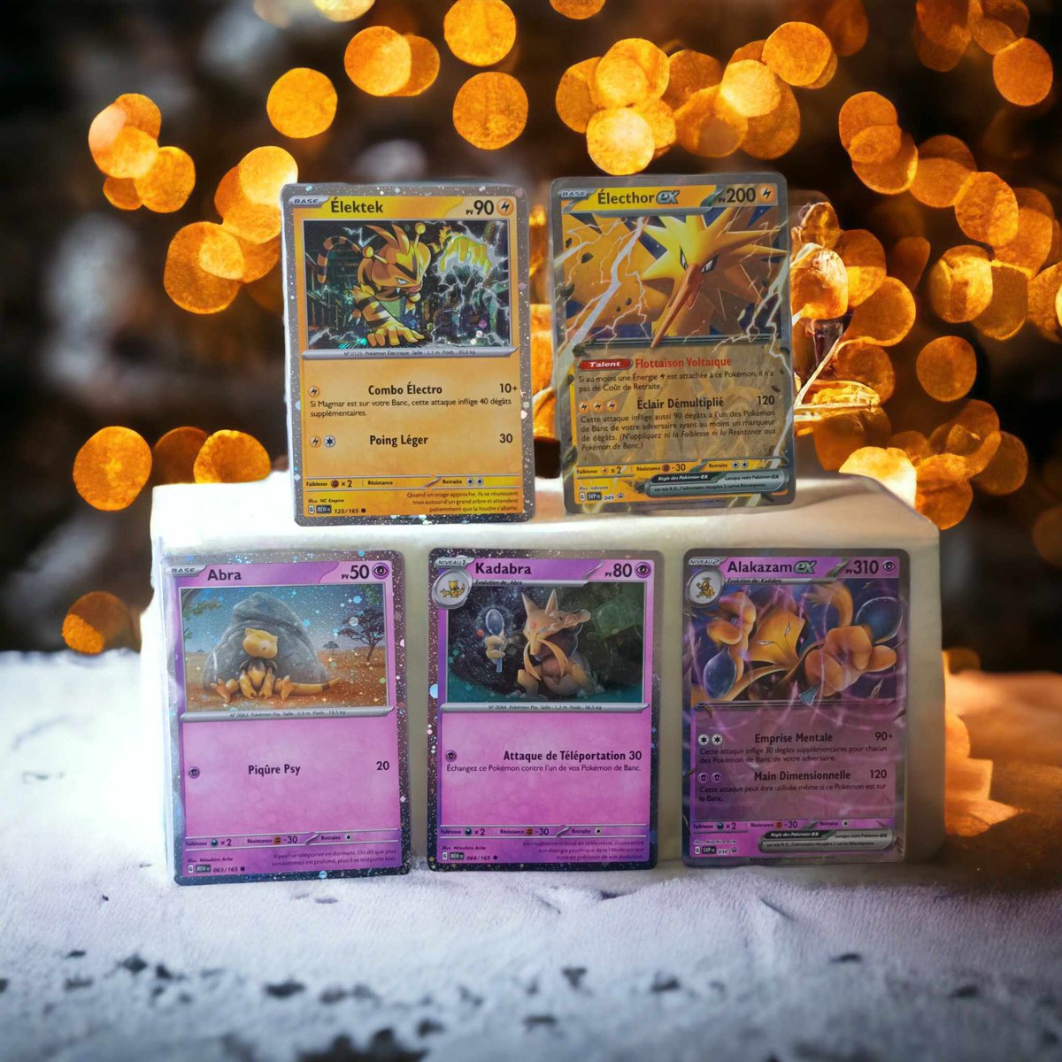 Rayquamaster's tweet image. 🎁CONCOURS DE NOËL 24H (Jour 6) 🎁 
Avec toute la team on a ouvert plusieurs coffrets 151 et on vous fait gagner les cartes promos de nos coffrets. Pour remporter nos petits cadeaux ça se passe ici : youtu.be/9jV04LtcTy0