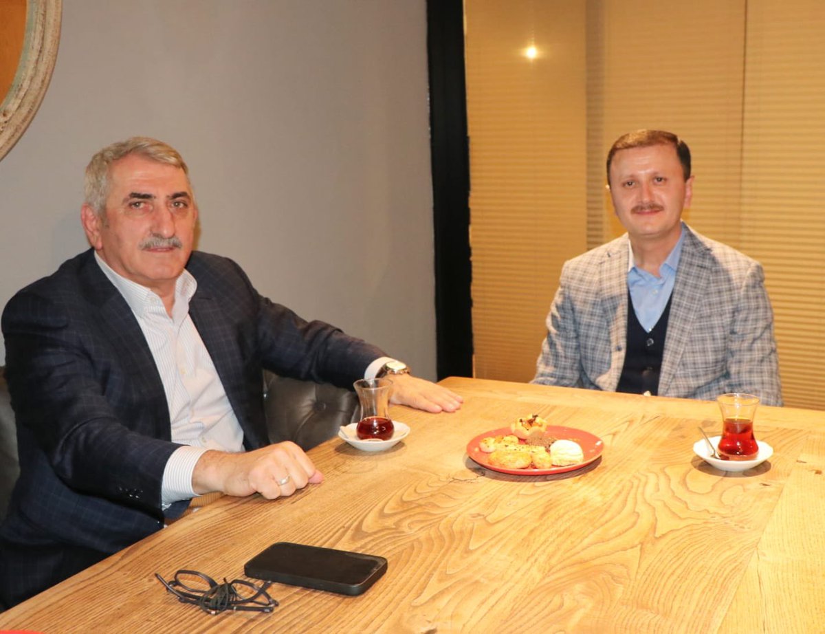 yahyacinkil's tweet photo. AK Parti Genel Başkanvekili Yardımcımız, 25. 26. ve 27. dönem Samsun Milletvekilimiz, Sayın Fuat Köktaş ile bir araya gelerek bilgi, birikim ve tecrübelerinden istifade ettik.
Sayın Başkanımıza hüsnükabulleri için teşekkür ediyorum. @FuatKoktas55 https://t.co/aVRFETf4zy