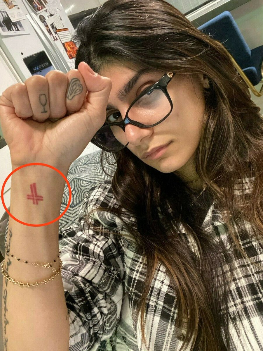 begendisem's tweet photo. It’s easy to boycott a Christian Supremacist grifter if you actually like Palestinians… https://t.co/iwaWOvBEjG