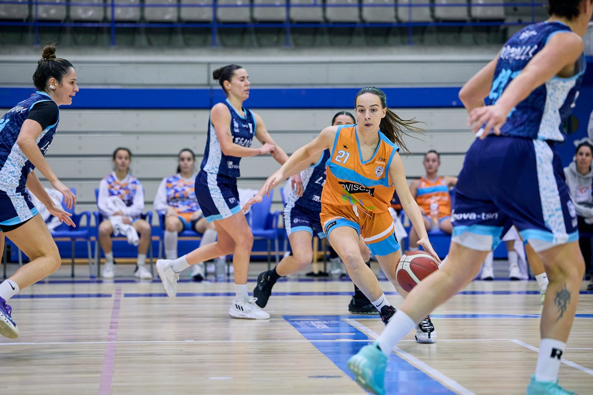 CompeticionFEB's tweet photo. ⛹️‍♀️ #LFChallenge: El duelo aplazado de la 🇯1️⃣ cae del lado del @basketleganes tras dominar al @cbboetmaresme

▶ Disfruta de las mejores imágenes del encuentro desde en objetivo de @marquez_eme en la Galería de @BaloncestoESP

📸 Galería fotos Flickr ⬇
https://t.co/b82J5xzrTR https://t.co/B67GD2XRv4
