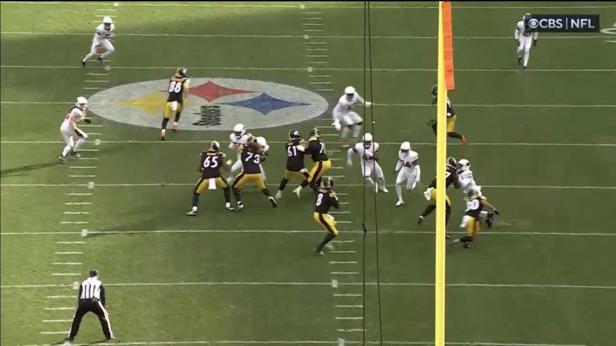 This will be a 'fun' play to look back with the all-22. James Daniels and Mason Cole slide opposite directions leaving two unblocked rushers. Johnson was wide open (not in frame) down the left side numbers with the safety jumping Muth over the middle. #Steelers