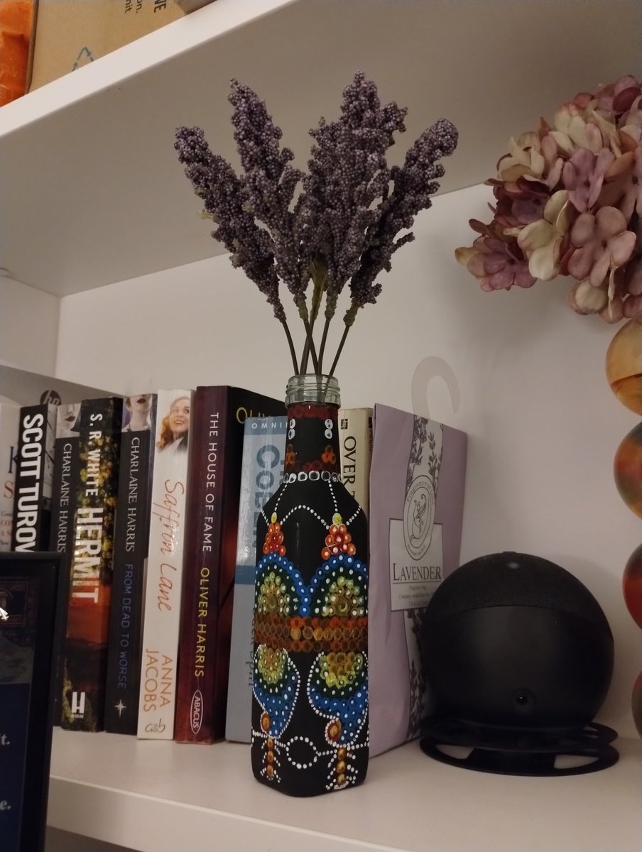 My wife is a true artist. 
#artist #art #mandala #psychedelic #trippy