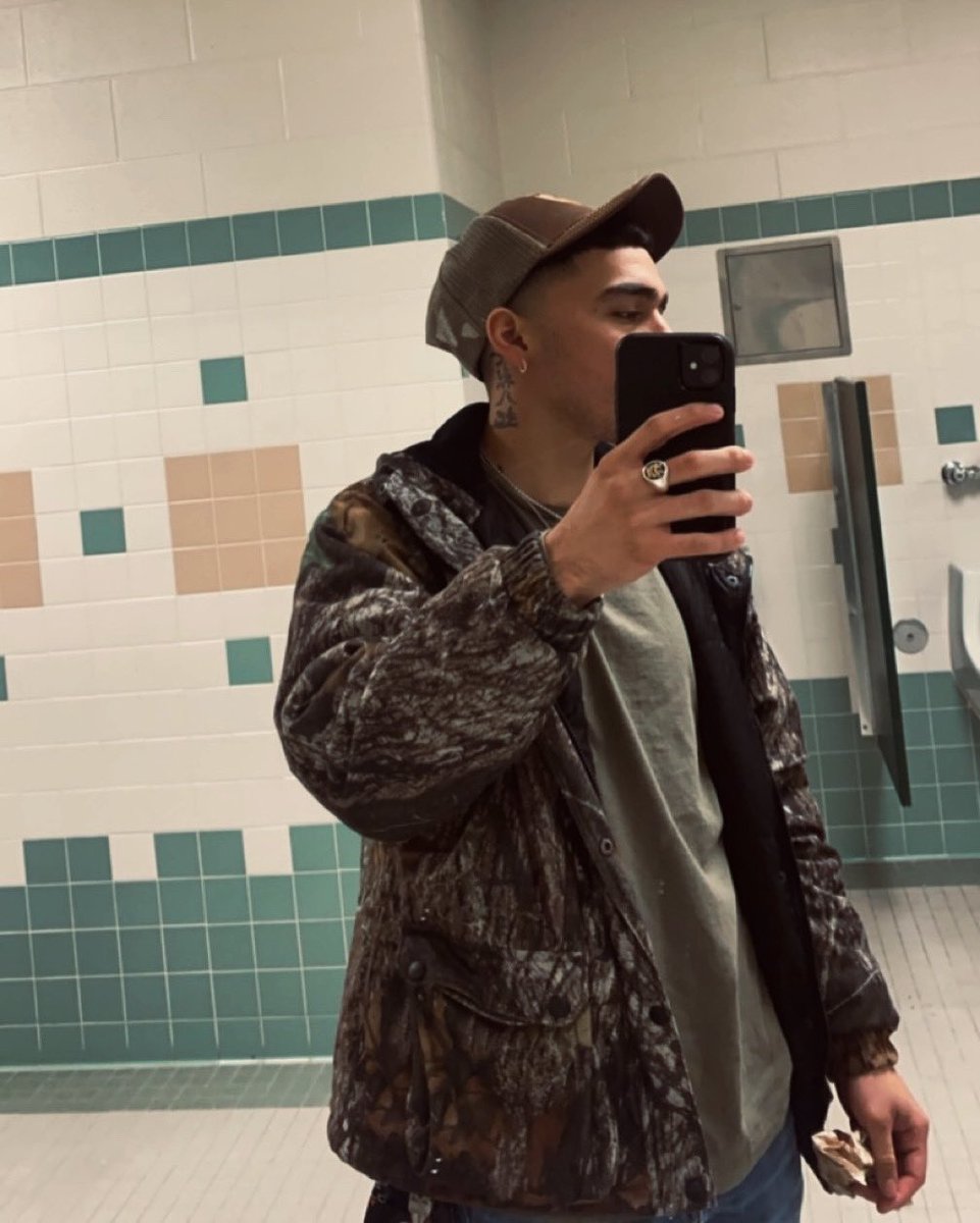 ___Bill's tweet image. 🪵