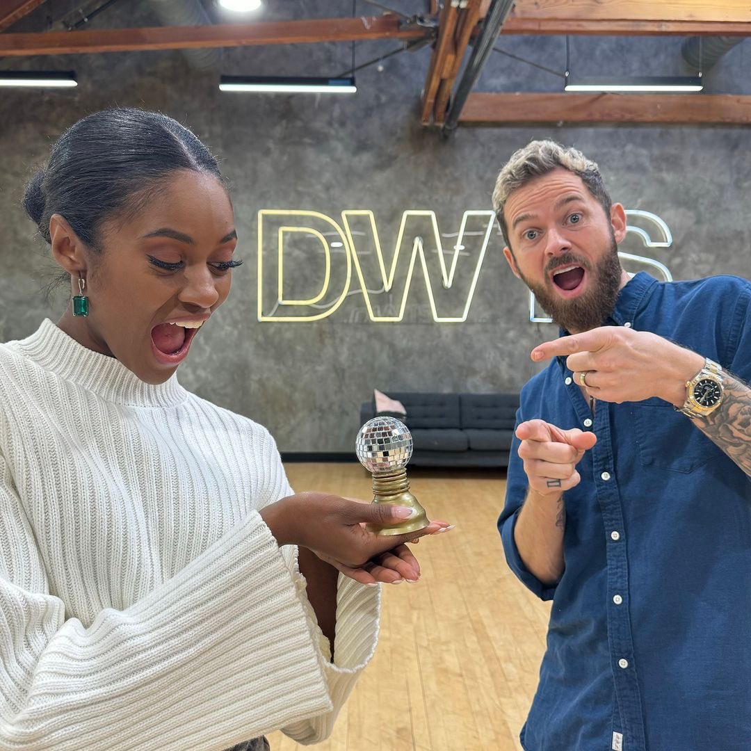 Posted @withregram • @dancingwiththestars @charitylawson and @artemchigvintse are manifesting a win. 🥳 Leave them some love and good luck for the #DWTSFinale! ✨ #DWTS