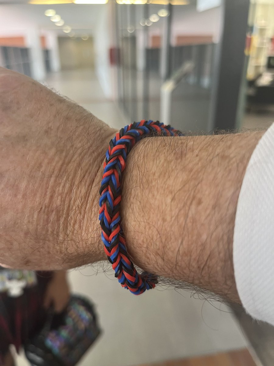 What a great way to start the week. Following a lunch time discussion last week we decided on matching friendship bracelets in Dulwich colours and the ladies delivered mine today #friendship #kindness