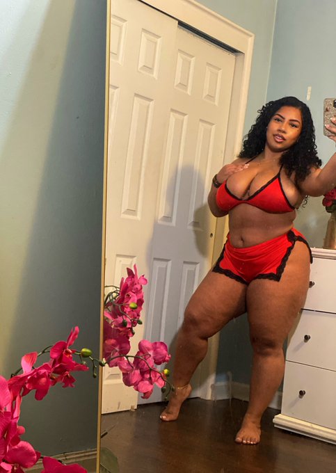 Don't be surprised baby it's just me 🌹 https://t.co/ErxgMDvKbc