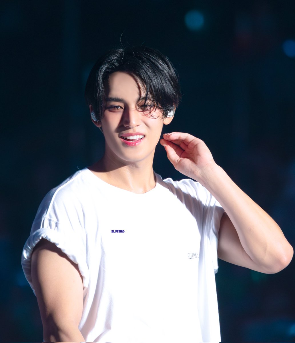 (재보정)
230721 FOLLOW TO SEOUL 

민규야..너 공주야? 

#세븐틴 #SEVENTEEN #민규 #MINGYU #ミンギュ