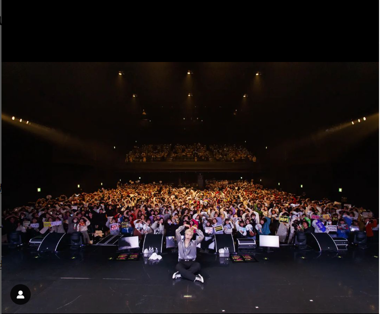 Kelly_Minhyuk's tweet photo. ๆใใใฉใญใฎๆฒ่ดใใชใใใ้ ญใฎไธญใงๆจๆฅใฎใณใณใตใผใใๅ็ไธญใ
ใใฎ็ฉบ้ใใใฎๆ้ใฉใญใจไธ็ทใซใใใใ ใช...ใฃใฆใ
#ROCKY #๋ผํค #ROCKST #Osaka https://t.co/JwyqjIRwnx