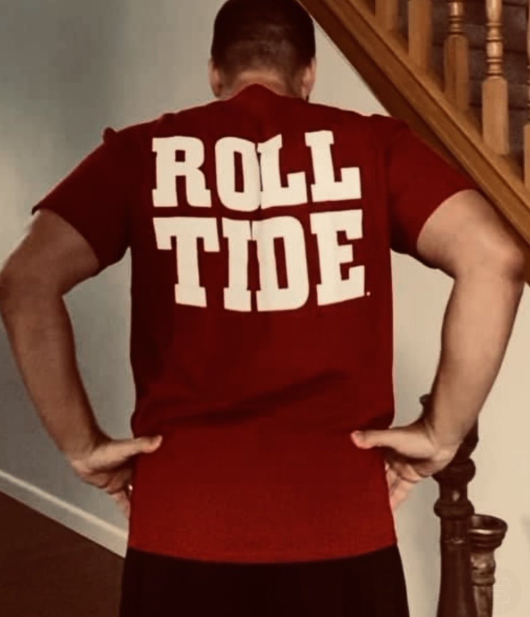 POB626's tweet photo. @ed_in_columbus I already have my proper attire for this….#RollTide #AlabamaCrimsonTide https://t.co/ueC0IYKWKk