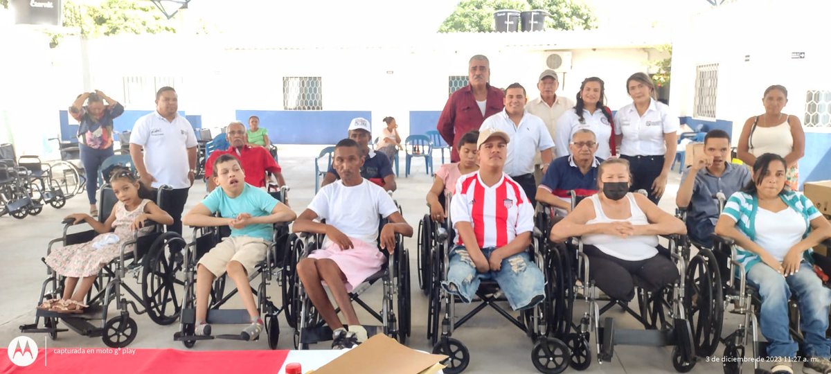 CarloSierras's tweet photo. #inclusionsocial Entrega de ayudas técnicas sillas de rueda a población victima  en condicion de discapacidad sector urbano y rural del municipio @Alcaldiafcion seguimos avanzando. @AvelinoMartiART @RenovacionCo @MilagroHg @UnidadVictimas @MinSaludCol https://t.co/XPTs6F8HTp