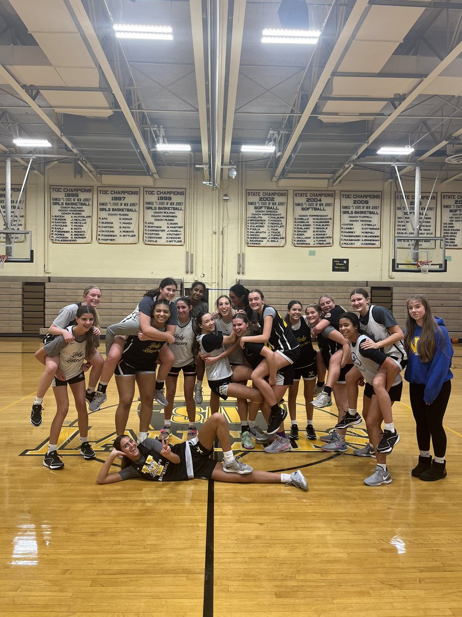 Dawn Karpell (@sjvcoach) on Twitter photo This crew survived the first week of practice!
💪🔥😜😈
Can’t wait to build on it.
<a href="/SJVLadyLancers/">SJV Lady Lancers Basketball</a> This crew survived the first week of practice!
💪🔥😜😈
Can’t wait to build on it.
<a href="/SJVLadyLancers/">SJV Lady Lancers Basketball</a>