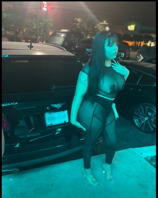 Got you bitches seeing green the way yall envy me 😈 https://t.co/C5F5CgANwn<a href="/tag/happybirthday"class="tags"><span>#happybirthday</span></a>