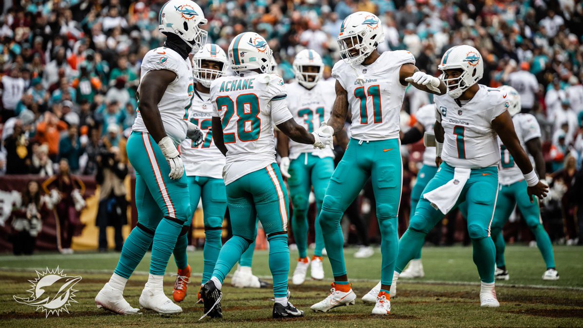 MiamiDolphins's tweet photo. 9-3. https://t.co/FPAcfj4onK