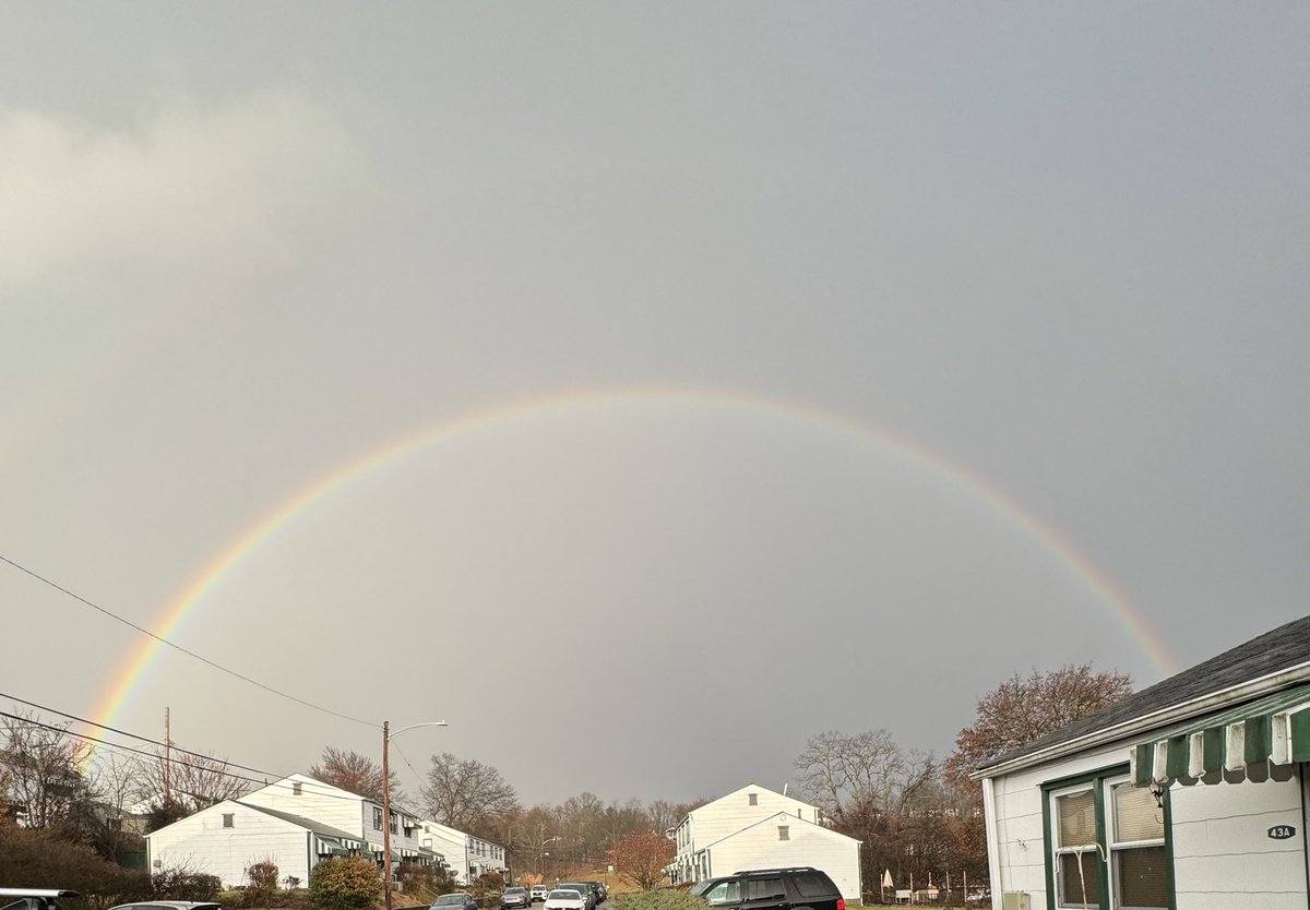 BlueGoldGay's tweet photo. The sky said “Hi Gay” https://t.co/v1tu2NkFH7