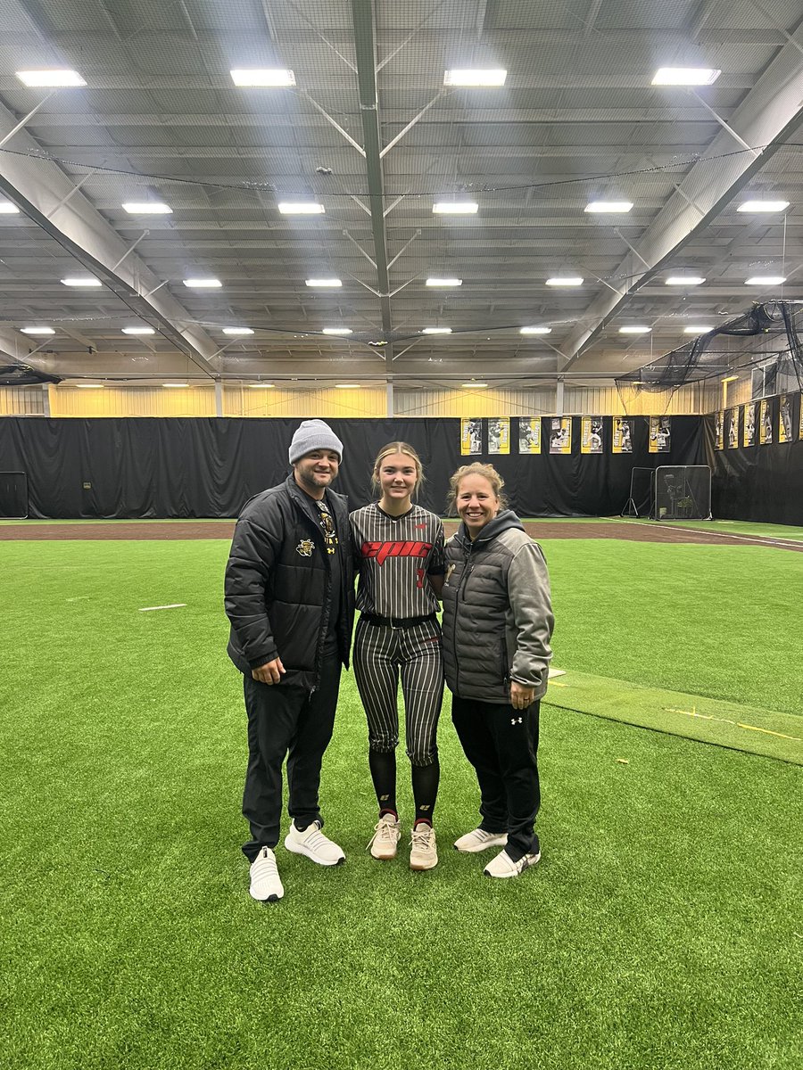 Taylor Clay tweet media