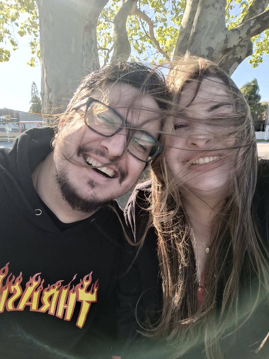 gabriela tweet media