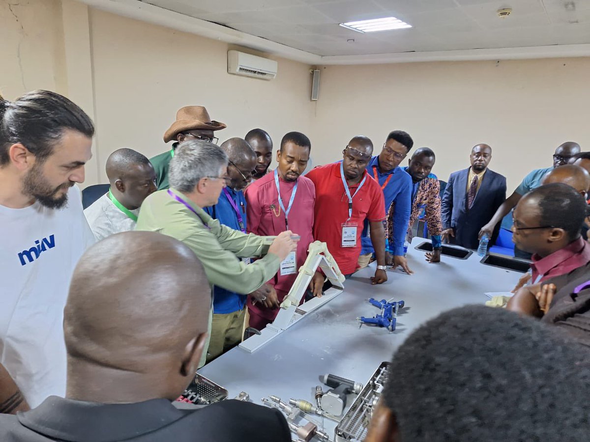 NOA_Abuja2023's tweet photo. Arthroplasty saw bone demonstrations followed after the lectures. https://t.co/VZNGHeVW90