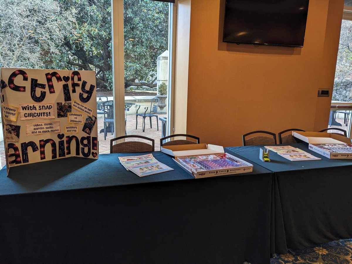 MsYaple's tweet image. Electrify Learning was a success!⚡
 Although missed my partner in crime @TechMomVB  💜 #VSTE23