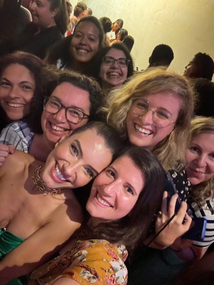 DrRemingman's tweet photo. Oh Brazil, how to say goodbye...
You taught me there are 10 different ways to pronounce an "r", that humidity makes my hair look electrocuted &amp; that beautiful women can be nice! But most importantly, you showed me that friendship, laughter &amp; kindness are universal. Até a próxima! https://t.co/W6nSkqIbaQ