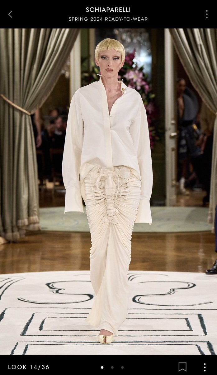 mjsparker's tweet image. z in schiaparelli s24 rtw 🙏