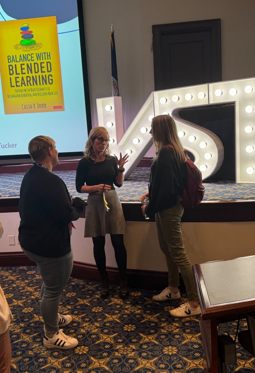 That proud moment when you get to see a couple of #fcpsSBTS talk about the fantastic book club they facilitated with the author herself - <a href="/Catlin_Tucker/">Dr. Catlin Tucker</a> #VSTE23
