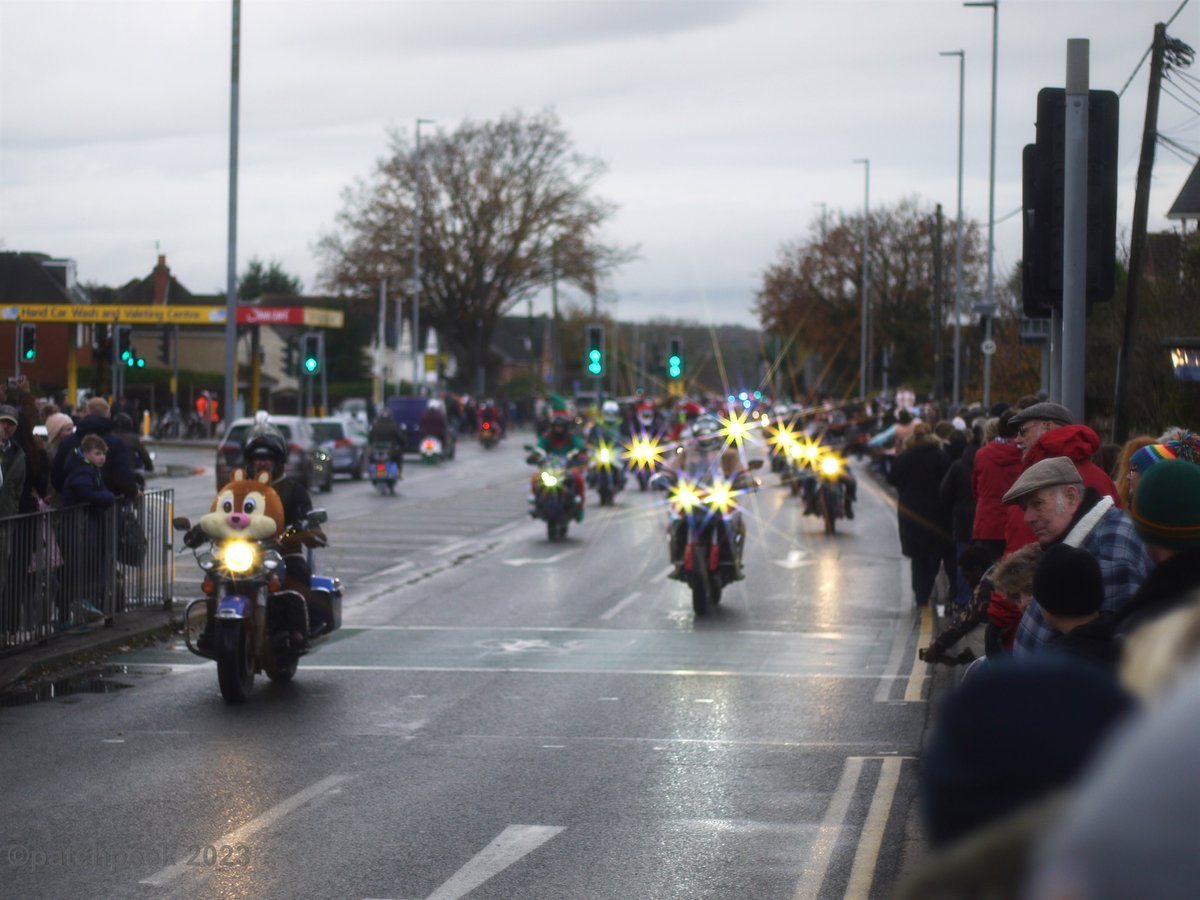PatchPeek's tweet photo. #readingtoyrun #wokingham #toyrun https://t.co/R4zD8HEtso
