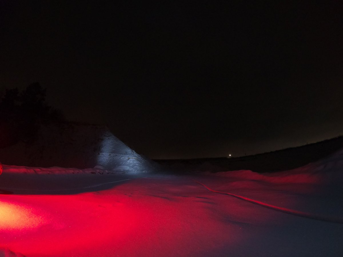 Pustka lokalna. Po pewnym czasie było ciepło i przyjemnie 🙃