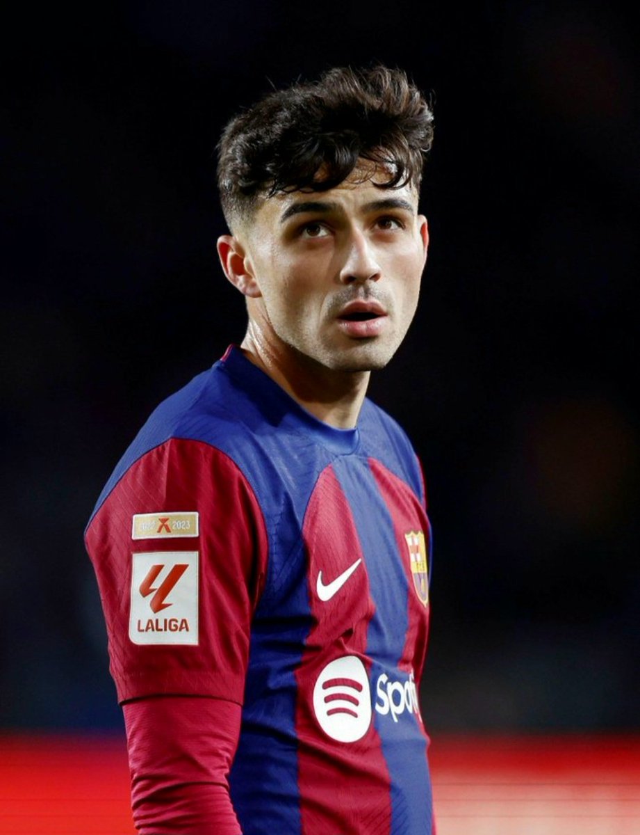 Victoire importante pour le titre en Liga et le Barca à compter sur un grand Pedri:
-73 ballons touchés (meilleur total depuis son retour pour 70 passes réussies).
-3 passes clés.
-6récupération.
-6 dribbles ( dont un magnifique petit pont à la 54').
Passer une bonne soirée ♥️