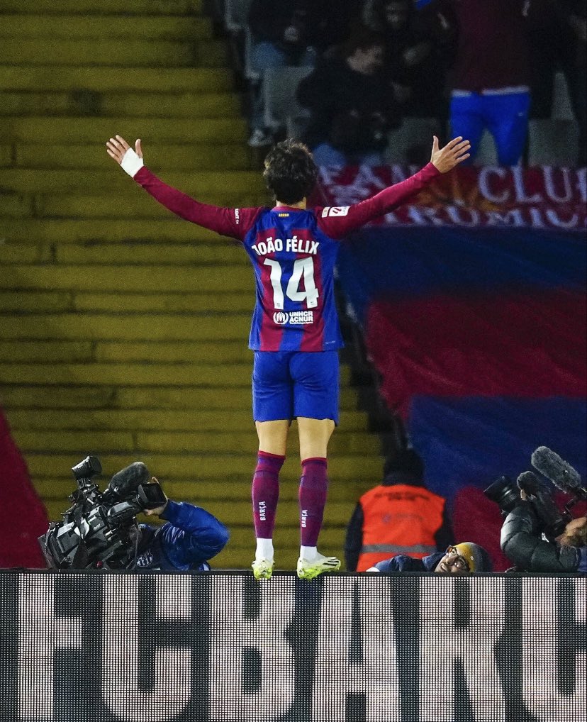 _DeJonginho's tweet image. 🚨🚨 Pour fêter cette victoire, aucun fan du Barça ne devrait avoir moins de 20k abonnés 

Déposez votre @ sous ce tweet et suivez tous ceux qui like votre commentaire 

FAV x RT pour la visibilité 💙❤️