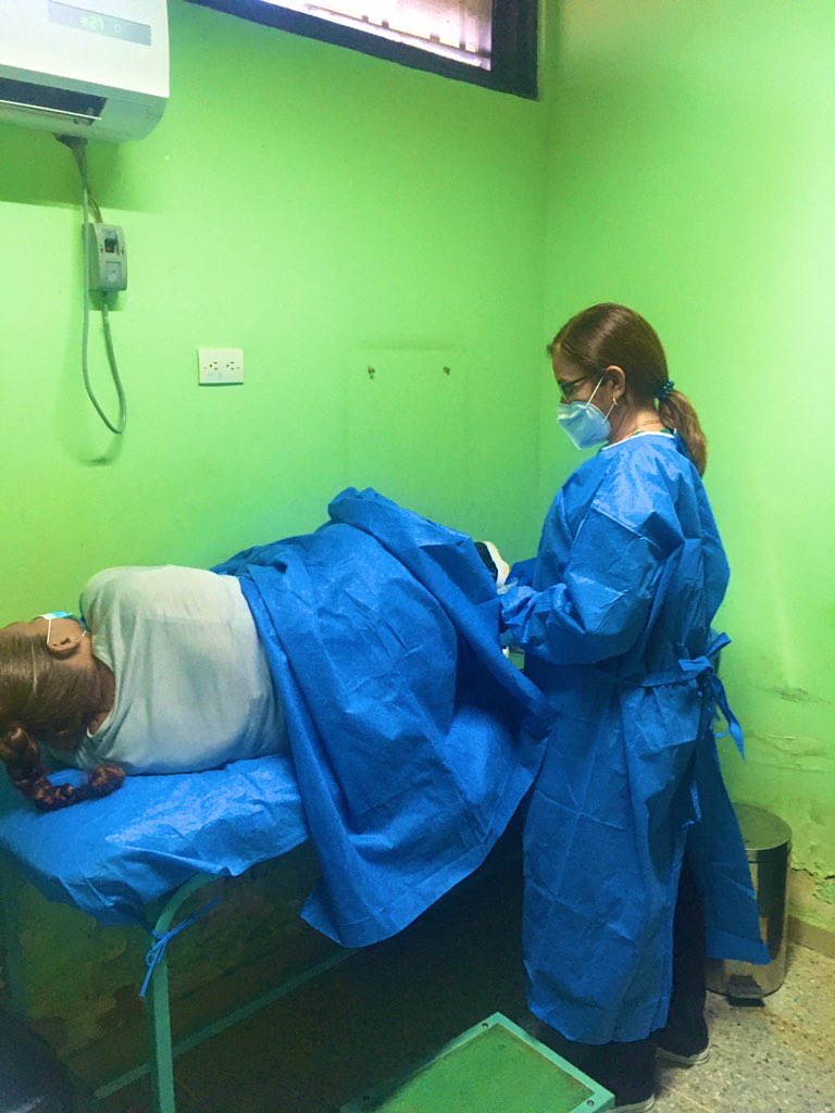 Cuando de Revolucion se Trata Amazonas Esta Presente Brindando Servicios Con Amor Y Esmero 
Los Colaboradores del Cat guaicaipuro 1 a La Vanguardia
#CubaPorLaVida 
#CubaPorLaSalud 
@Eam12V <a href="/CatGuaicaipuro1/">Cat Guaicaipuro1</a> <a href="/Cdi_gilberto/">CDI Gilberto Rodríguez</a>
@Eam12V 
<a href="/yoandi1658348/">yoandi</a>
<a href="/MaylenSelles/">Maylen Garcia Selles</a>