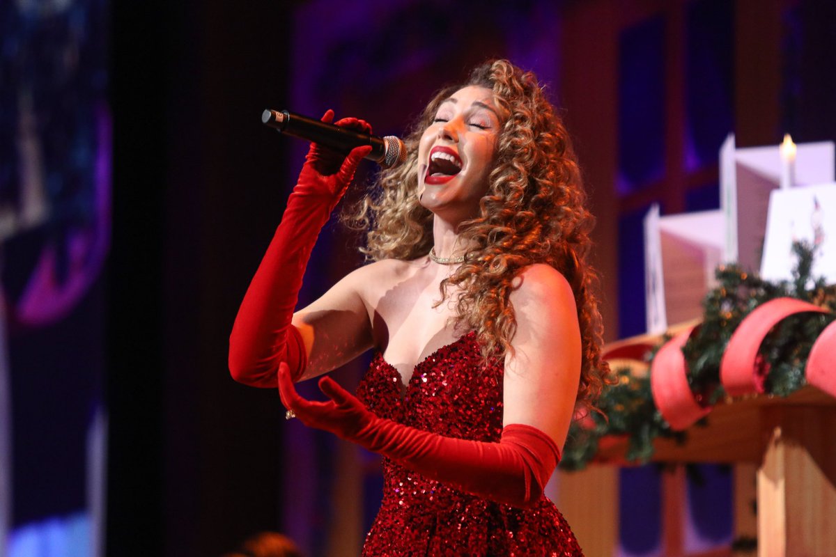 PatriciaAllenFd's tweet photo. Last night, at the Festival of Trees, a record-breaking $1.8 million was raised FOR cancer’s youngest fighters! Thank you to all donors, sponsors and volunteers for making this night one for the books! https://t.co/LwK5BpoU3G