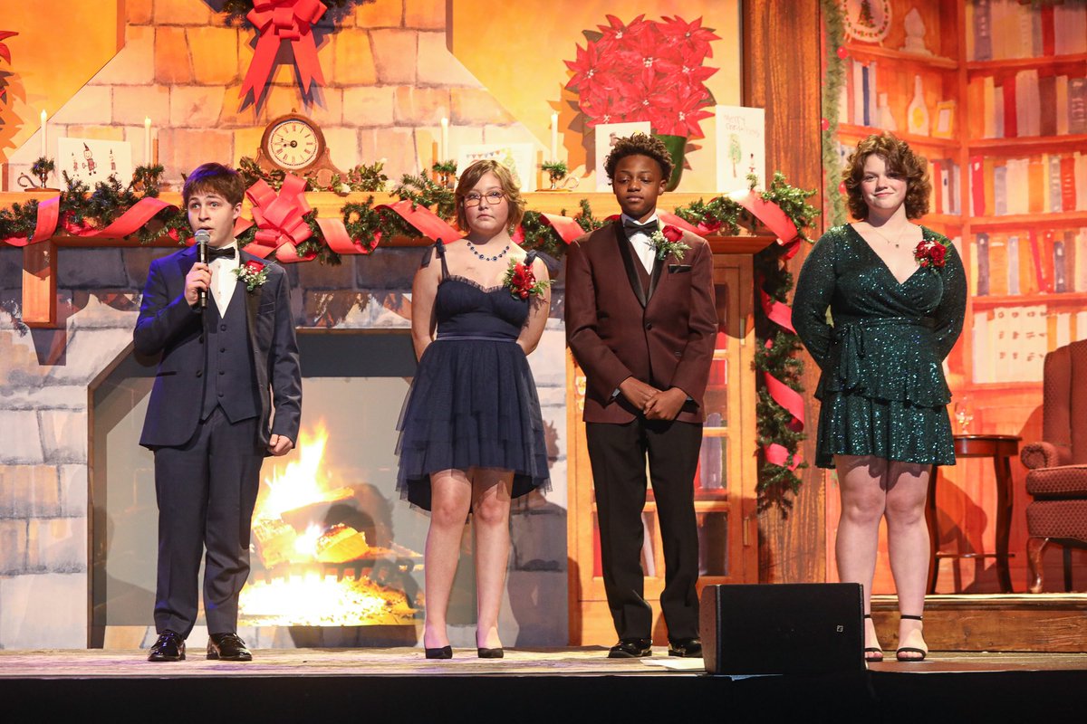 PatriciaAllenFd's tweet photo. Last night, at the Festival of Trees, a record-breaking $1.8 million was raised FOR cancer’s youngest fighters! Thank you to all donors, sponsors and volunteers for making this night one for the books! https://t.co/LwK5BpoU3G