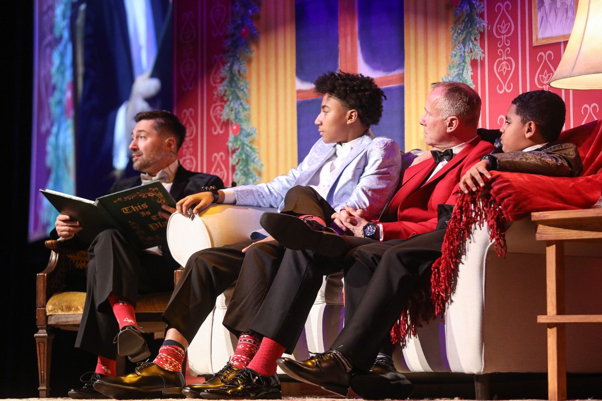 PatriciaAllenFd's tweet photo. Last night, at the Festival of Trees, a record-breaking $1.8 million was raised FOR cancer’s youngest fighters! Thank you to all donors, sponsors and volunteers for making this night one for the books! https://t.co/LwK5BpoU3G
