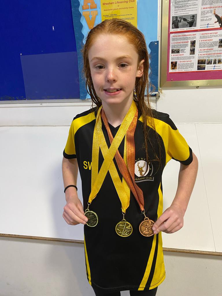 walsh1979's tweet photo. WOW finished her 3 months training for Buckley pantomime and delivered 2 weeks of shows and goes straight into the Chirk swimming gala . 2 golds , 1 bronze and 2 meeting records . Wish she would have break now . Well done , one driven girl @SychdynSchool https://t.co/rMh5wSPcyH