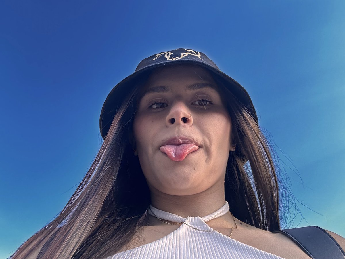 Daniela Hernandez tweet media