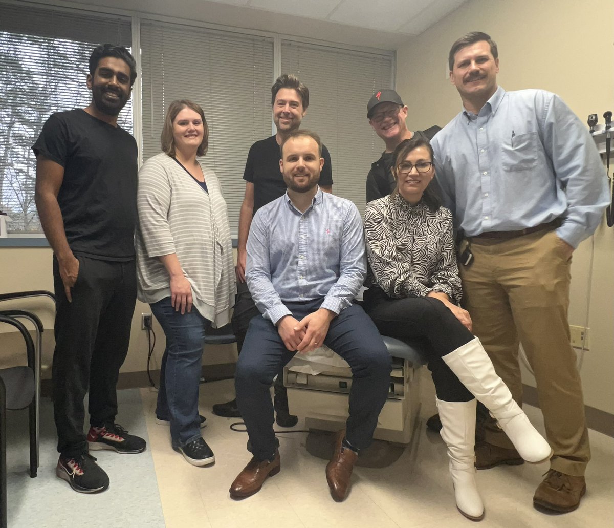 DocPaulus's tweet image. A special thanks to this WONDERFUL group of people who came together to film the new @STFM_FM POCUS modules. The modules will be a part of STFM’s new FM POCUS Educator's Certificate Program. Applications for the certificate program are now open! stfm.org/pocus