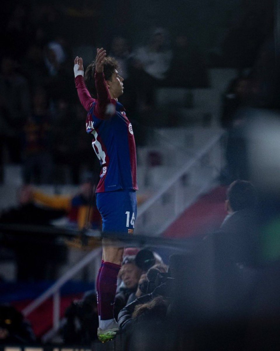 Ab00086's tweet photo. 💙❤️ #برشلونه_اتلتيكومدريد https://t.co/wVRvZKoIid