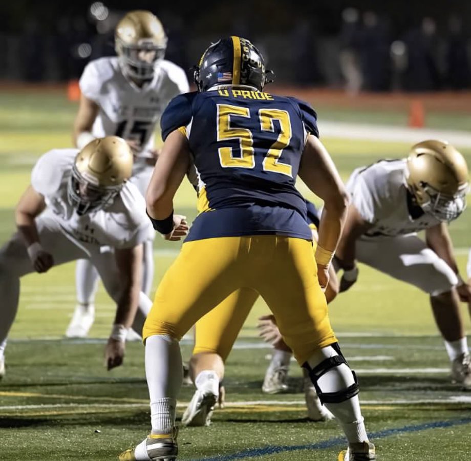 JacobCassidy20's tweet photo. I’m extremely grateful for my 4 years at Unionville. At our banquet today I was named Defensive MVP for the second year in a row! Thank you so much to my teammates and coaches who made all of it possible! https://t.co/EnvQEooDOV