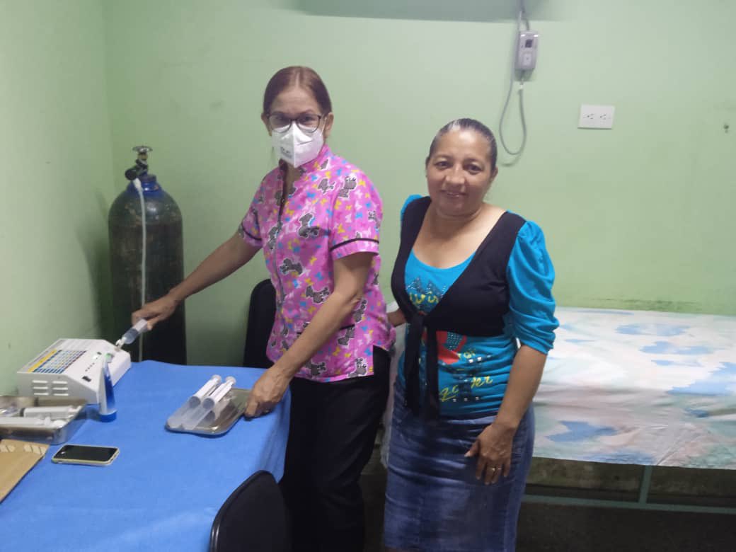 Cuando de Revolucion se Trata Amazona Presente Brindando Servicios Con Amor Y Esmero , muy buena aceptación la ozonoterapia por la población amazonense muy buenos resultados 
#CubaPorLaSalud 
#CubaPorLaVida
<a href="/CatGuaicaipuro1/">Cat Guaicaipuro1</a> <a href="/Cdi_gilberto/">CDI Gilberto Rodríguez</a>
@Eam12V 
<a href="/yoandi1658348/">yoandi</a> 
<a href="/MaylenSelles/">Maylen Garcia Selles</a>