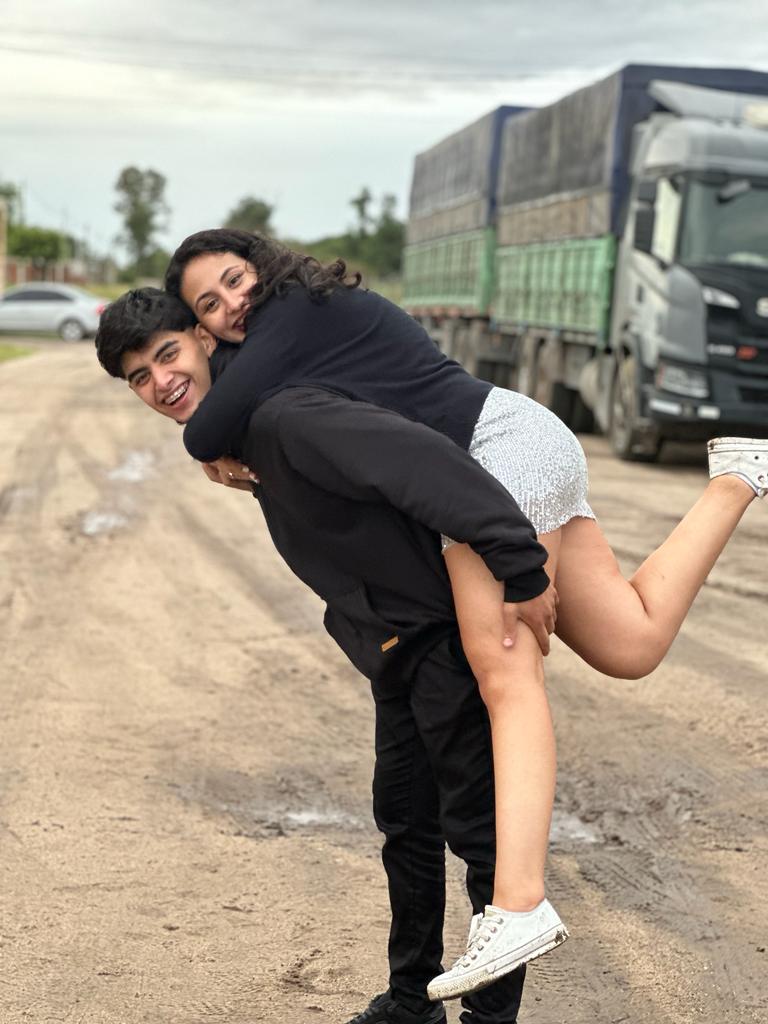 Gracias por hacerme tan feliz ❤️‍🩹 <a href="/4gustinM/">Ağus</a>