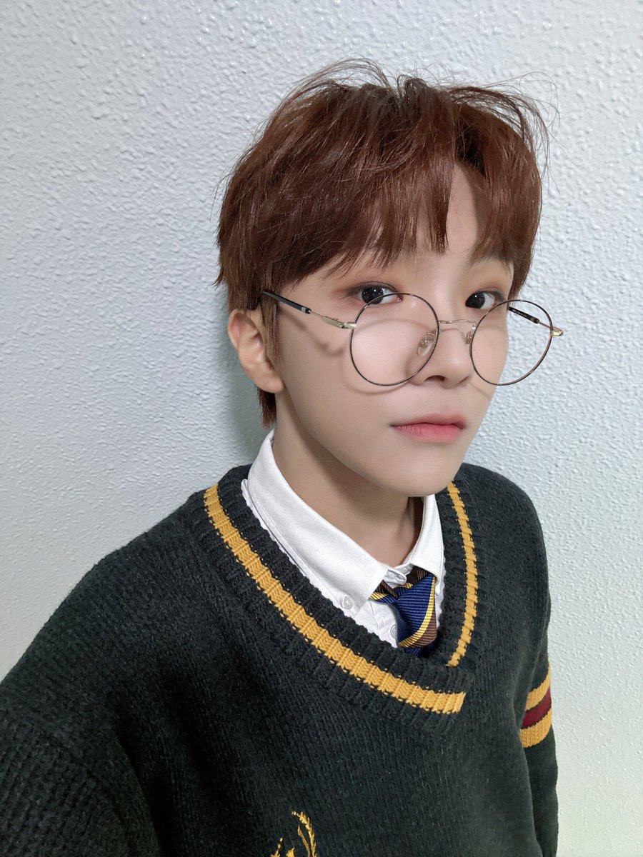 Woonhak tweet media