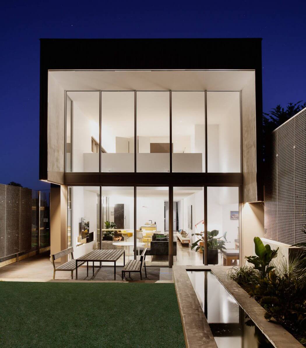 HomeAdore's tweet photo. Home in Torquay by My Architect

https://t.co/5jukg4KcHO https://t.co/DQaM638oxo