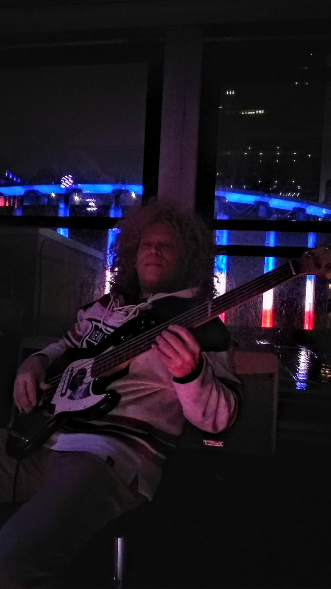 I'm the Goal Song dammit !  Let's Go Rangers 🏒🥅🚨 #NYR