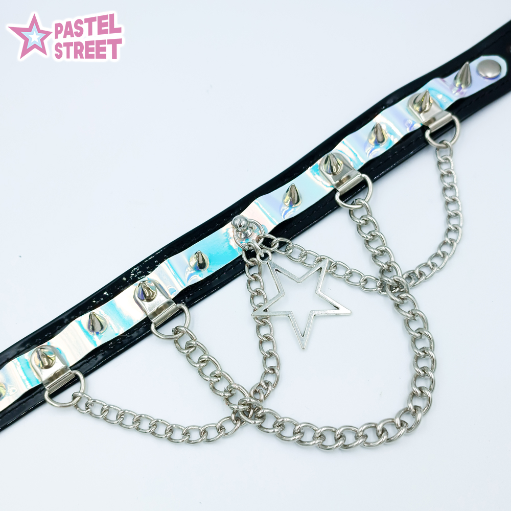 NEW Starry Spikes Choker! ദ്ദി ˉ͈̀꒳ˉ͈́ )✧˖°.

Never be unnoticed with this holographic choker full of details!!

NOW available at Pastelstreet.com! [$30 USD / $25.000 CLP]
pastelstreet.com/shop/starry-sp…

#pastelstreet #kawaiifashion #handmade #handmadeclothing #harajuku #choker