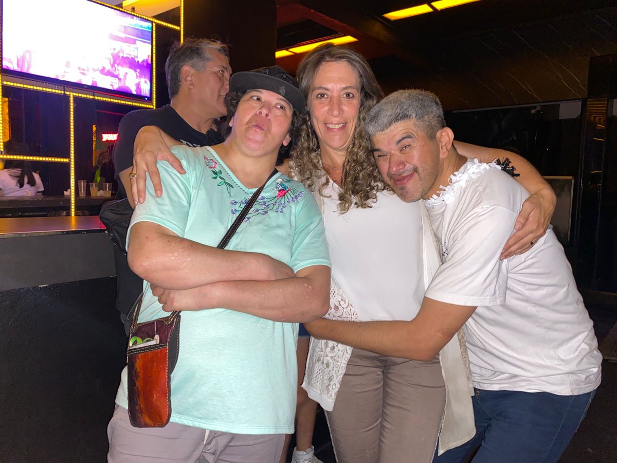 NoeliaQuindimil's tweet photo. ✨ Bailemos Juntos 🪩

Con mucha emoción despedimos el año en Club Leloir, realizando el último baile inclusivo del 2023 organizado desde la Secretaría de Desarrollo Social del Municipio de Lanús 💃🏻 https://t.co/pItaw4R4HH