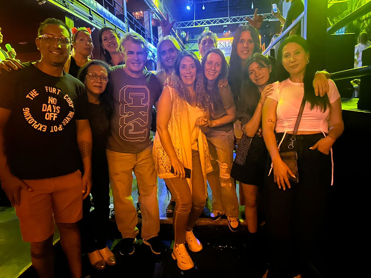 NoeliaQuindimil's tweet photo. Un agradecimiento enorme no sólo a todas las personas que se sumaron en cada jornada, sino también a Club Leloir por brindarnos el espacio y a todo el equipo de la Secretaría que acompañó cada baile con tanto respeto, amor y dedicación 👏 https://t.co/SvmtI3ZoXm