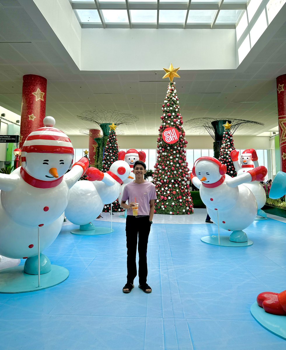ed4dward's tweet photo. Have a christmas day season.... 🎉🎄🎅 https://t.co/SqhIOdZZOZ