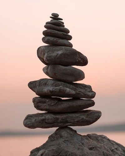 ymaadotcom's tweet photo. Good News Legacy:  Guiding and Leading (Humility)-Putting Oneself Behind by Dr. Yang, Jwing-Ming 
Highlights Include: Book of Changes • Mencius • Qigong • Read More: https://t.co/gfX77ZeuCN 
#qigong #chikung #dao #theway #bookofchanges #iching #yijing #humility #tao #daoism https://t.co/zDkXDzuzZW